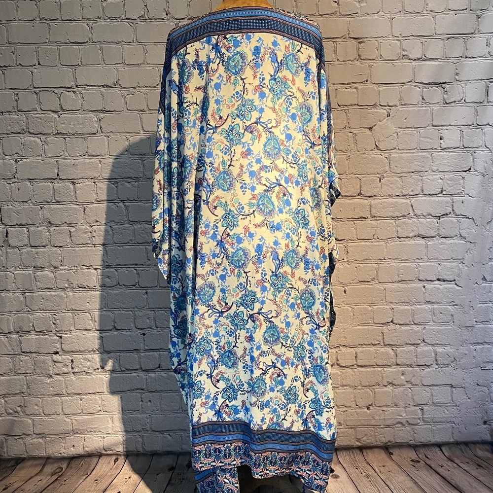 COPY - NWOT Boho Kimono Blue White Teal OS Open Front - Picture 2 of 9